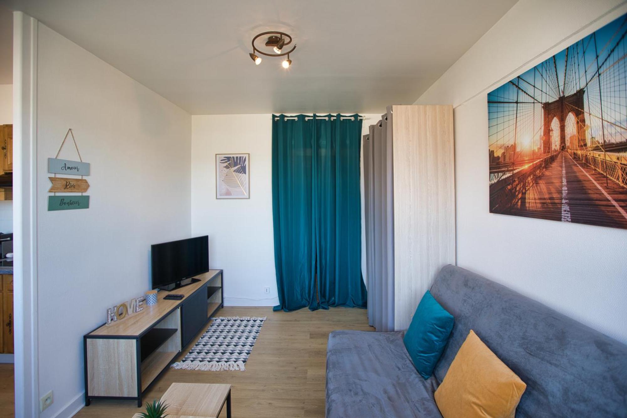 Le Sommet Citadin Avec Vue Lägenhet Annecy Exteriör bild